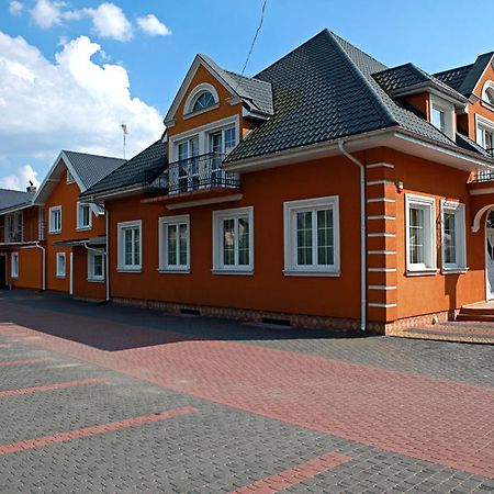 Zajazd Cobra Ostrów Mazowiecka Kültér fotó